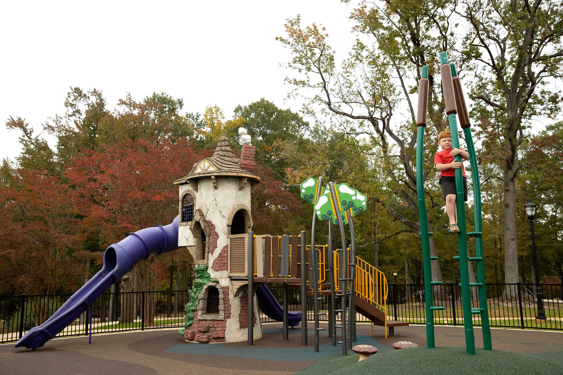 How Themed Playground Design Enhances Community Appeal